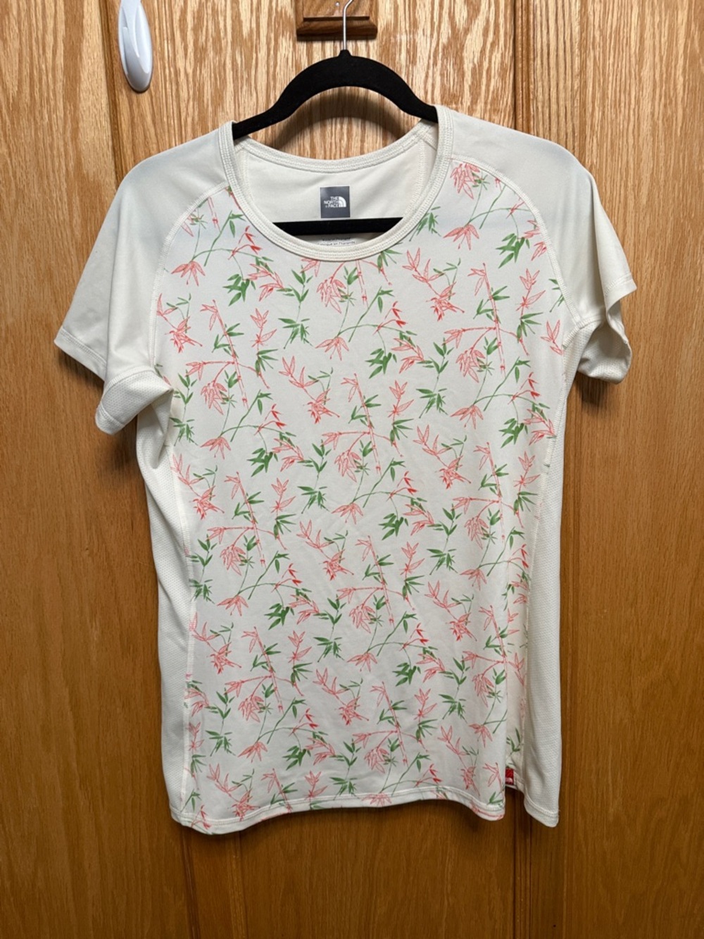 The North Face Cream Floral Active Tee with Pink & Green Print

[203]